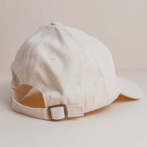 Stylish cap featuring palm embroidery, capturing the essence of desert vibes
