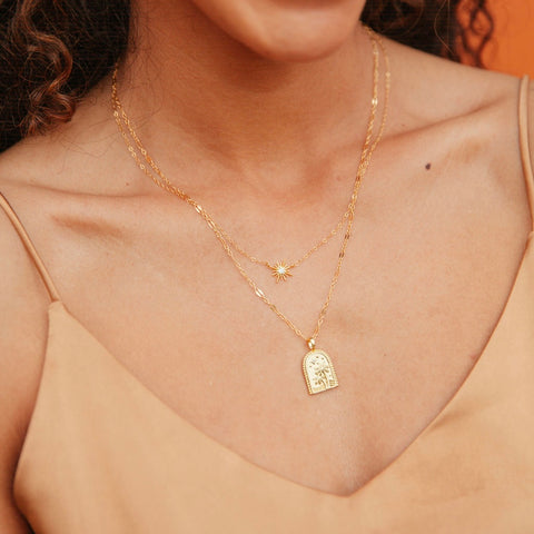 Elegant 18-Inch Gold Filled Necklace with Desert Landscape Charm