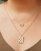 Chic 18-Inch Gold Filled Horseshoe Necklace for Everyday Glamour