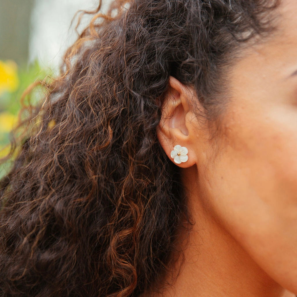 Nature-Inspired Plumeria Stud Earrings for Classic Style Elegance