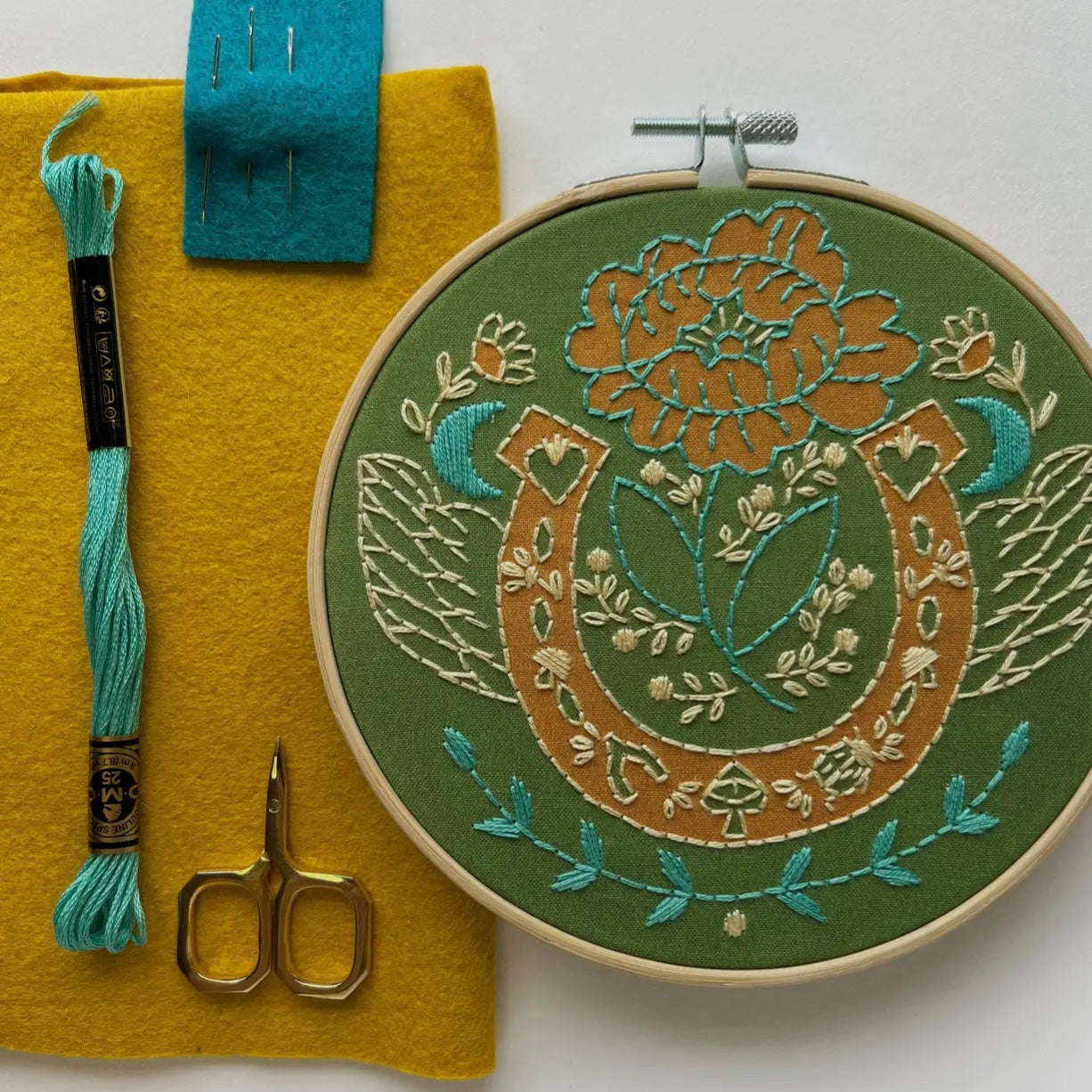 Lucky Embroidery Kit