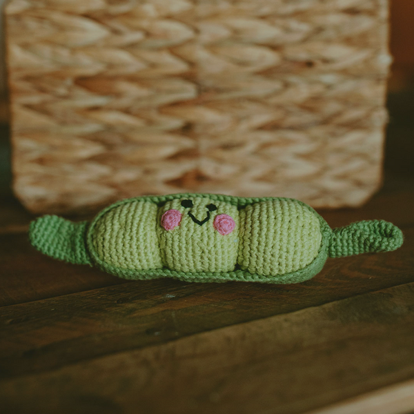 Peapod Rattle
