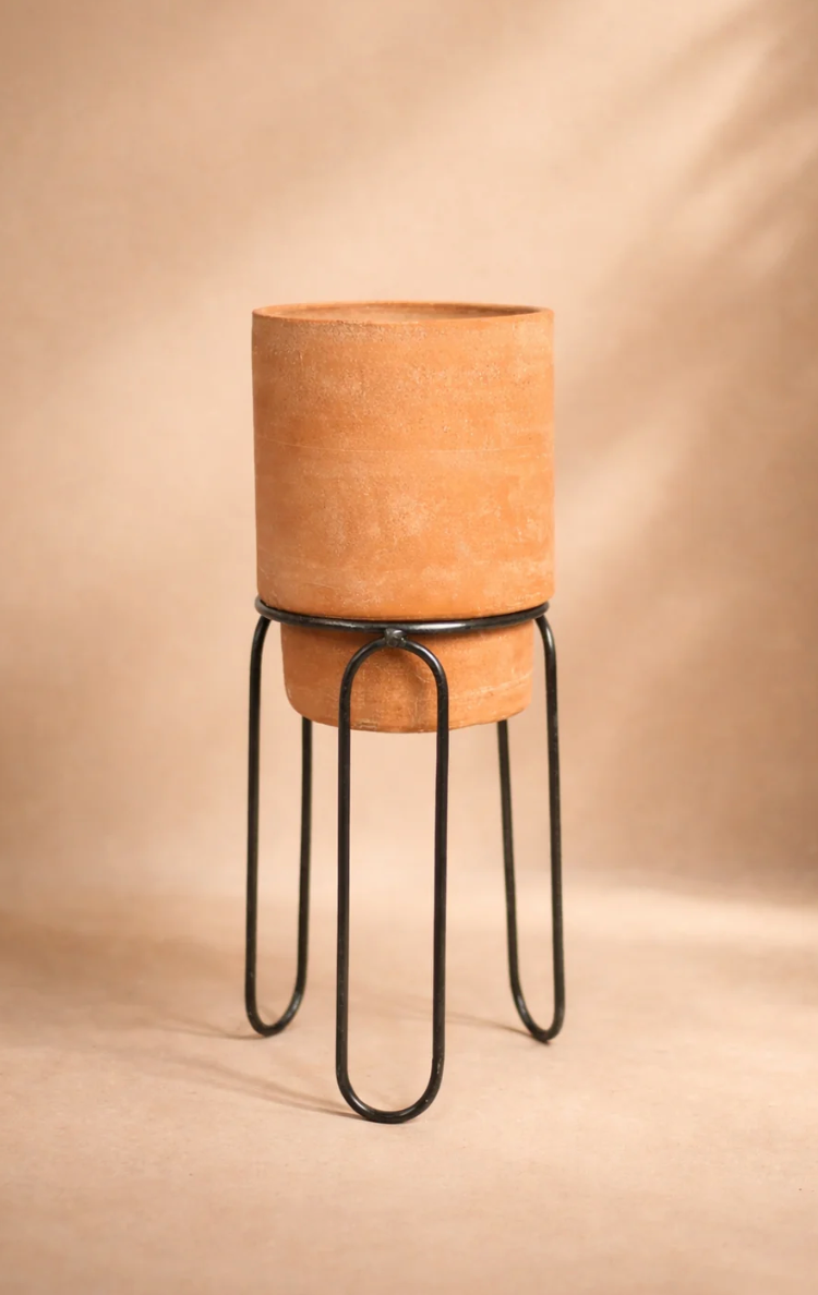 Jaro Medium Terracotta Planter
