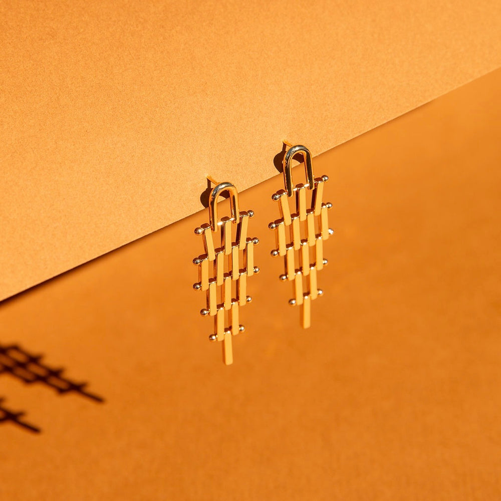 Arched Link Earrings