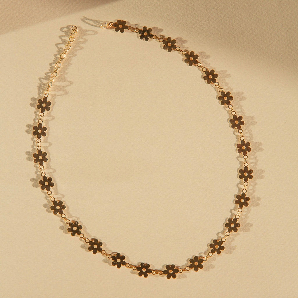 Mid Mod Flower Choker