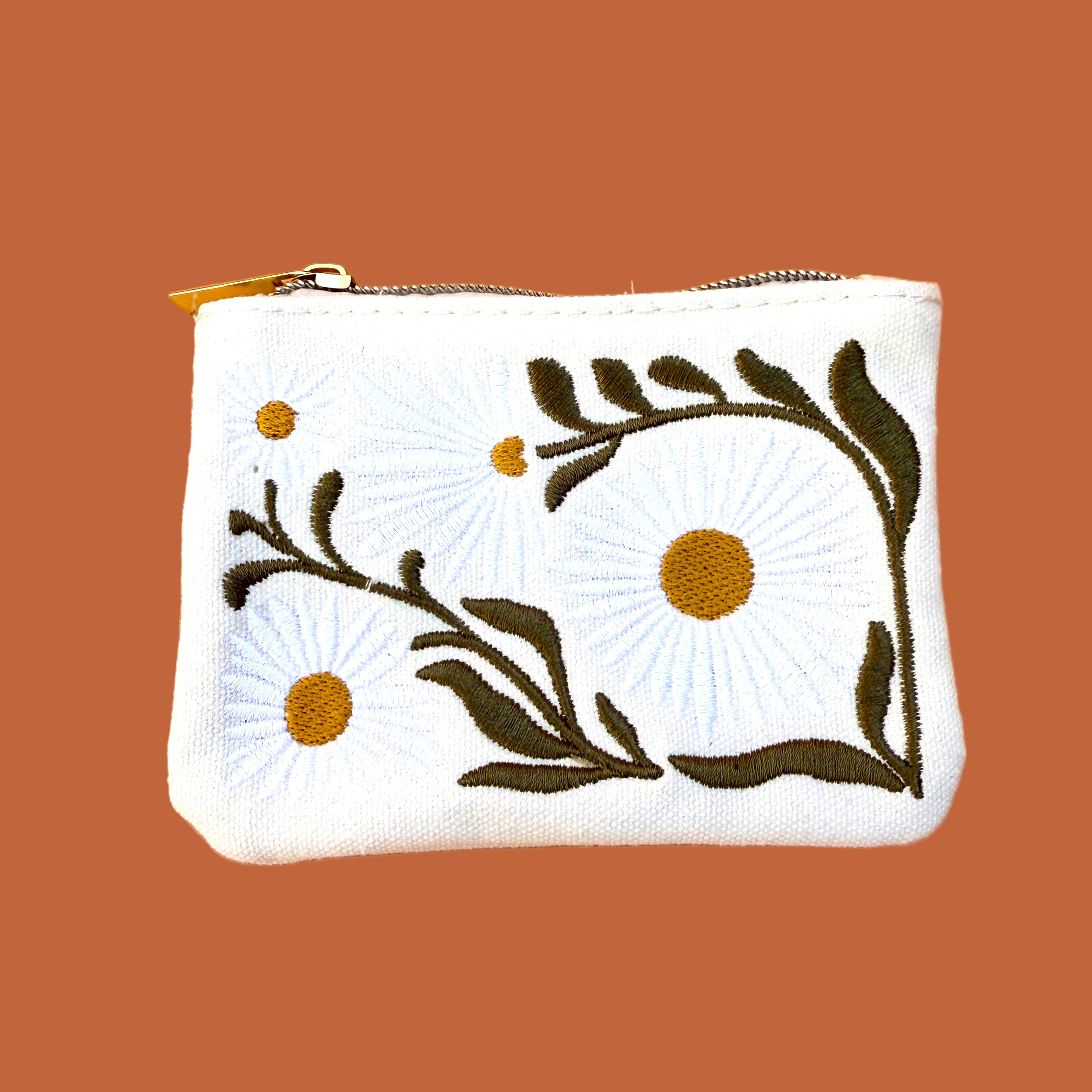 Embroidered Daisy Coin Pouch